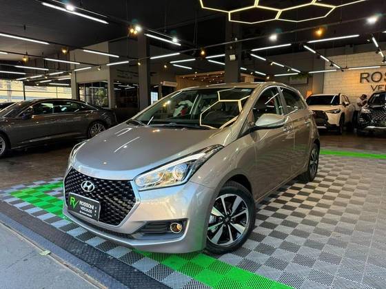 HYUNDAI HB20 1.6 PREMIUM 16V FLEX 4P AUTOMÁTICO HYUNDAI HB20 1.6 PREMIUM 16V FLEX 4P AUTOMÁTICO